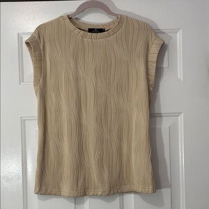 Illusory brand top Size Medium